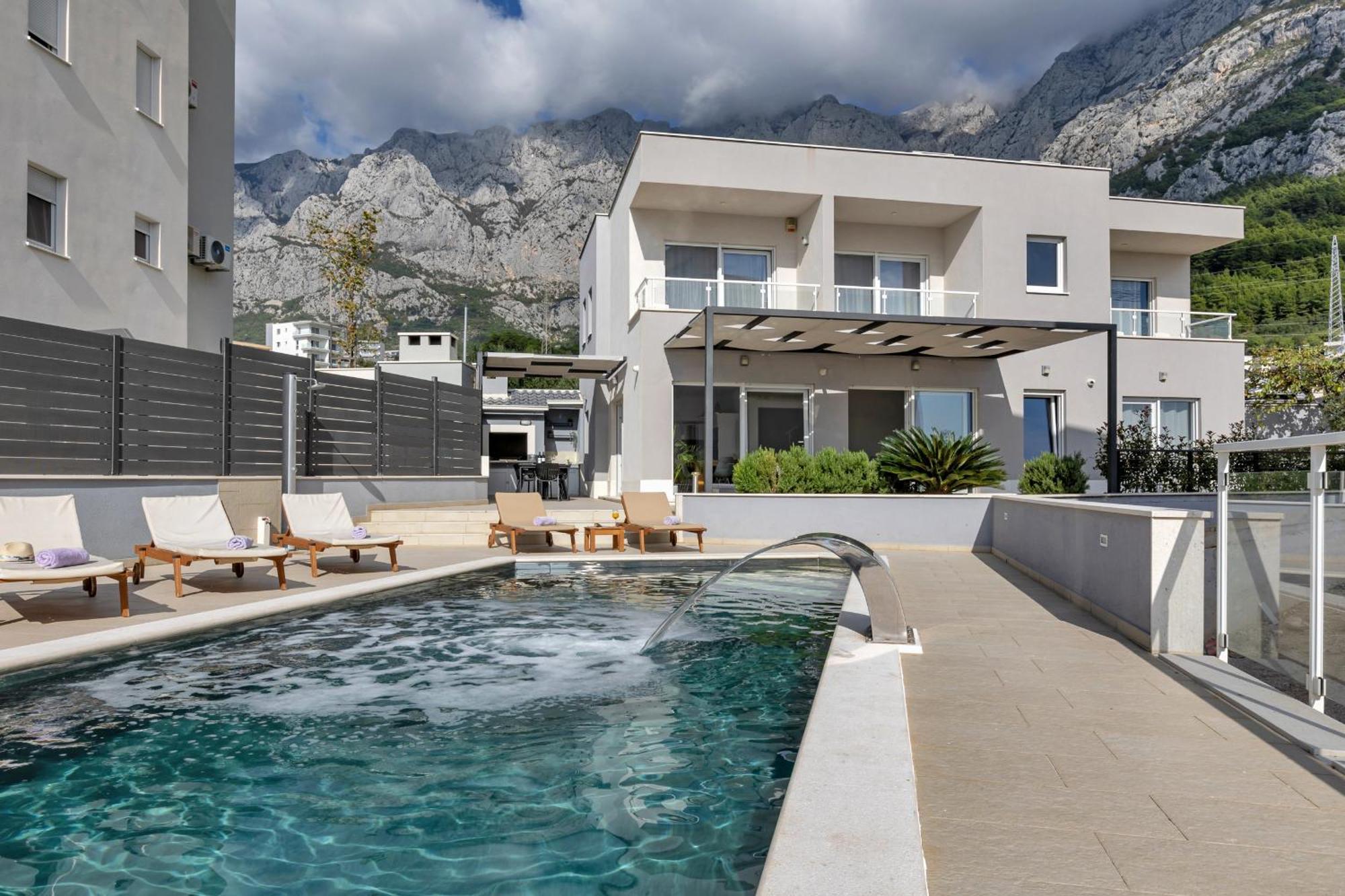 Villa Minkini Makarska Buitenkant foto